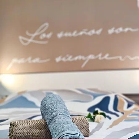Palms2beach - 200m Met Airco En Wifi Διαμέρισμα